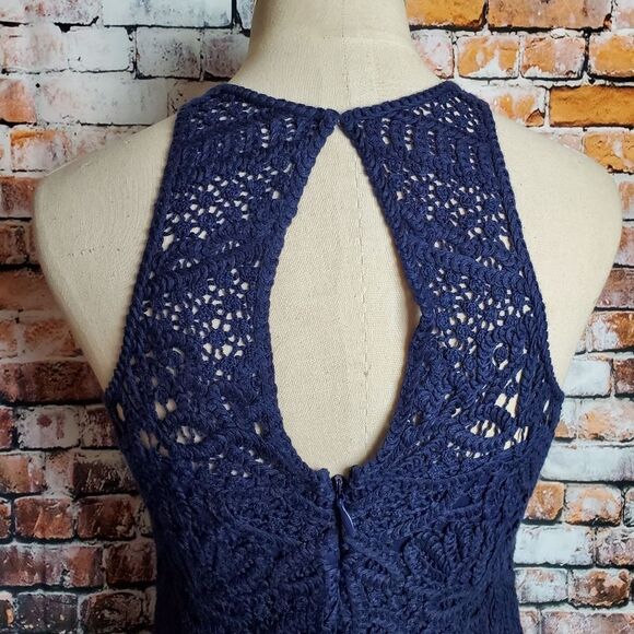 Vera Bradley High Neck Crochet Overlay Dress - Picture 5 of 7